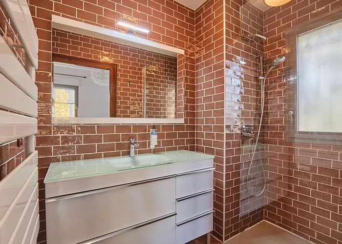 L Oree De Milady Biarritz